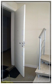 Porta Acústica em Madeira Porta Acústica em Madeira